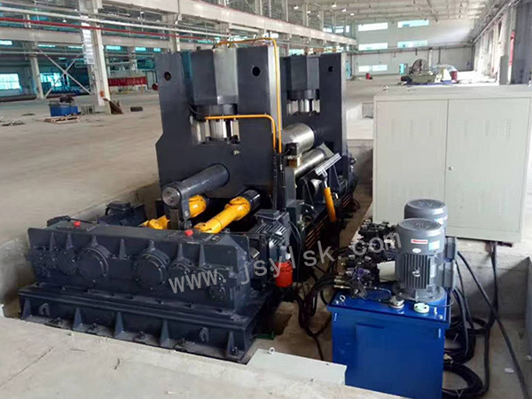 水平下调式卷板机